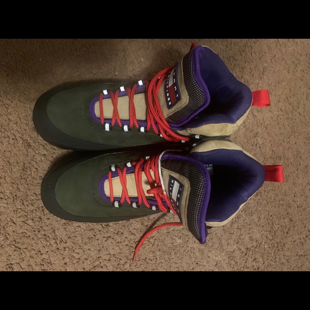 Steel toe tommy boots